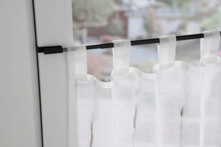 Teleskopická tyč na krátku záclonu SunPro24 90–130 cm