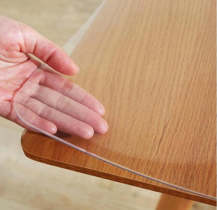 Priehľadná PVC podložka na stôl 140 × 90 cm, 2 mm