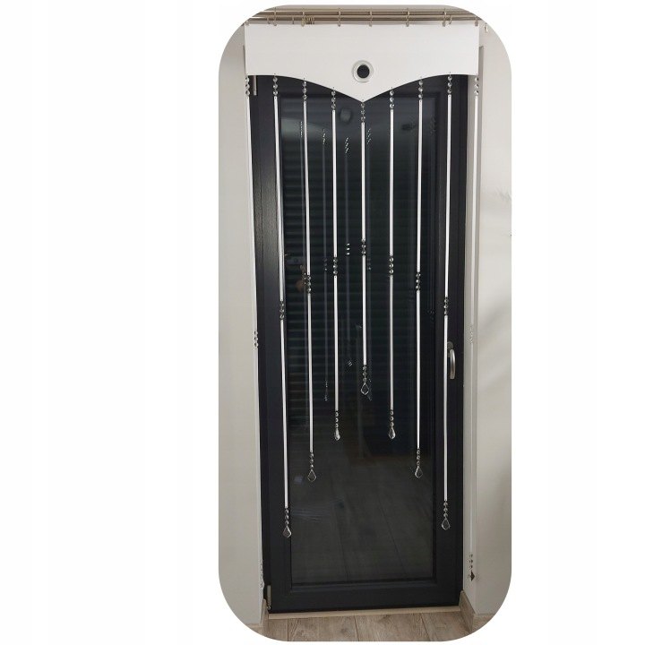 Dekoratívny panel na okno 80 × 215 cm so sklenenými ozdobami