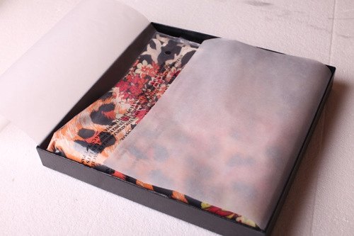 Biely bezkyselinový baliaci papier 50 × 75 cm, 480 hárkov