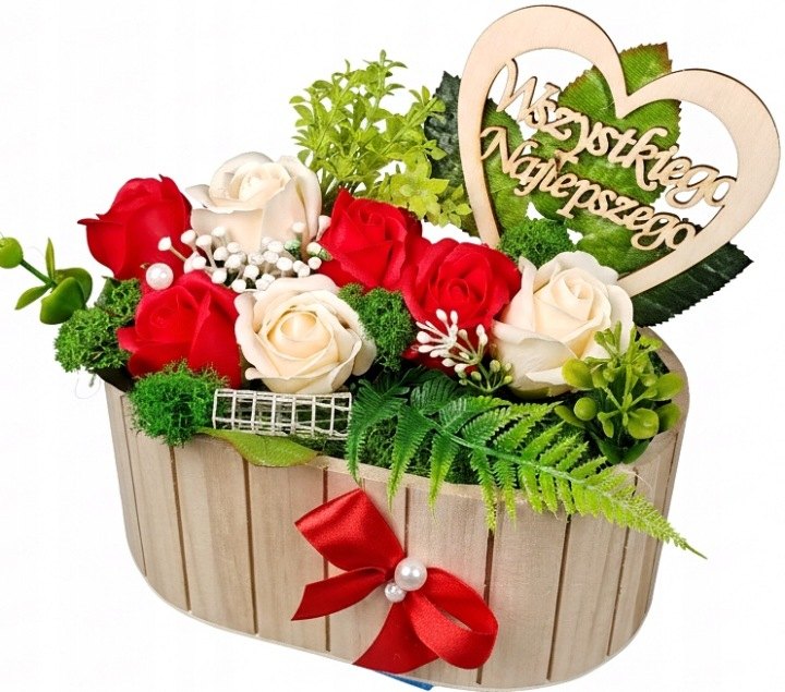 Flower box so 7 mydlovými ružami a srdcom