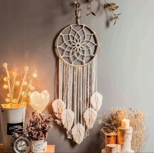 Béžová nástenná makramé so strapcami 30 cm