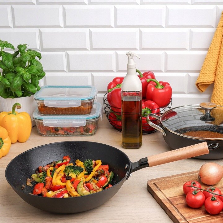 Starke Pro Hanoi liatinový wok 30 cm na indukciu