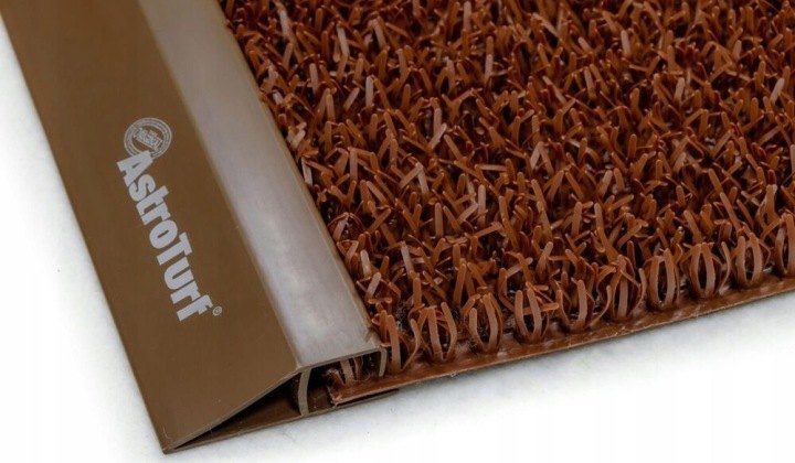 Hnedý profil k rohožke AstroTurf 91 cm, 4 kusy