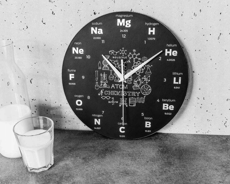 Hodiny - hodiny chemik
