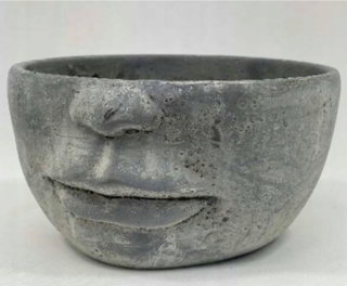 Hrniec 14 x 21 cm šedý betón
