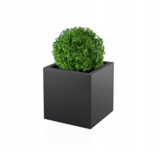 Hrniec 50 x 50 cm čierny plast