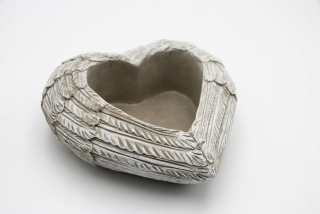 Cash Pot Bette Cement Winged Heart