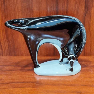 CORrido ako ćMielów porcelán figurín