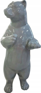 Záhradná figurína-medveď