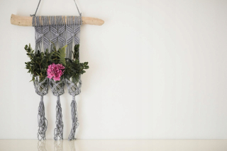 Stojan na kvety - VEČERNÁ VEŽA MACRAME PRE 3 ČERPADLÁ