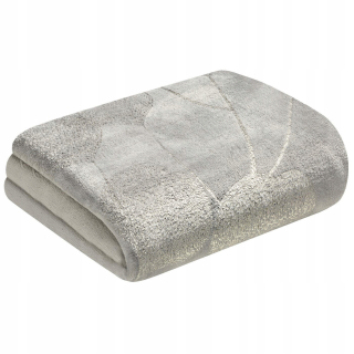 Prikrývka na posteľ - Eurofirany Poliester Bland 200 x 150 cm striebro