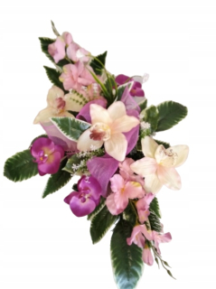 Kvety na hrobe umelej orchidovej kompozície