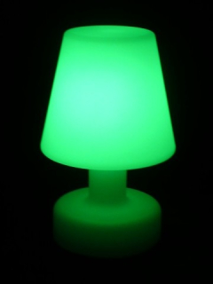 Lampáš, svietník - RGB LED lampa 25cm rôzne farby s pilotným HIT !!!