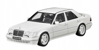 MODEL MERCEDES-BENZ E60 W124