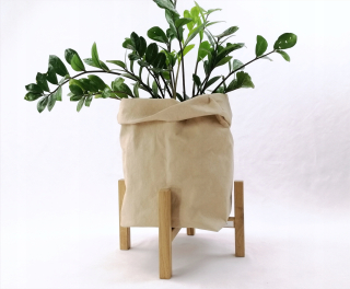 Stojan na kvety - Moderný záhon na nohách 30/20 cm, prírodný dub