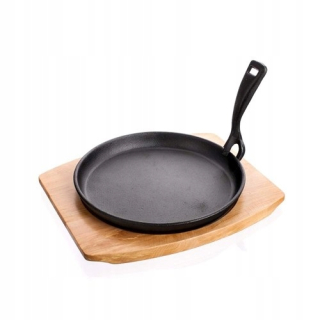 Panvica - Liatina panvicu s 22cm slúžiace doske
