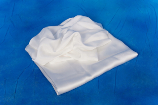 List so sedem 180 x 200 cm elastickým pásmom
