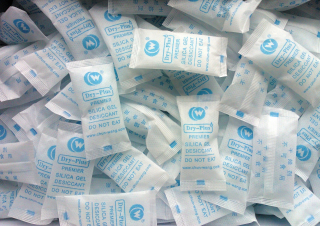 Pohlcovač vlhkosti - Prémiový silikagél 100x5g absorbér vlhkosti
