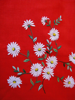 Behun na stol - Behúň odtiene červenej 95 x 42 cm