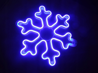 OKENNÁ DEKORÁCIA SNEHULIENKA NEON STAR LED STAR