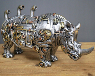 Steampunk Industrial Rhino. Striebro živici
