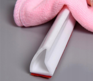 Štýlový 200 cm silikónový kúpeľňový blok na vodu