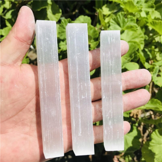 Štýl 7-8 cm 500 g G Natural Selenit Stick