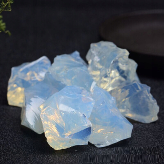 Opal Crystal Stone Stone 1 Balíček (390-400G) na