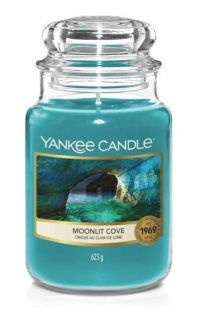 Tradičná parafínová sviečka Moonlit Cove Yankee Sviečka