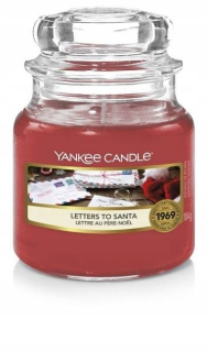 Tradičná parafínová sviečka Letters To Santa Yankee Candle 1 ks.