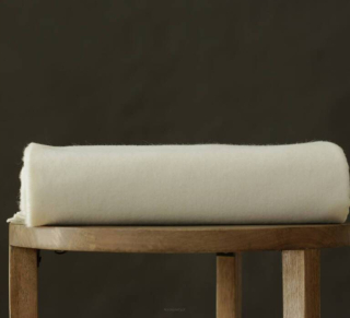Prikrývka na posteľ - Prikrývky a koberce vlna 200 x 140 cm odtiene červenej